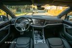 Volkswagen Touareg 3.0 V6 TDI 4Motion R-Line - 35