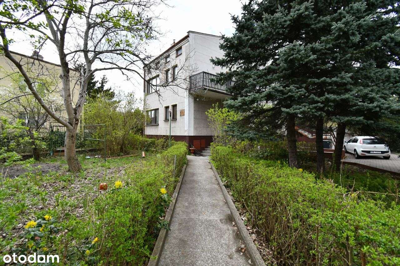 Wolnostojący o 2 lokalach/piwnica/ogród-3