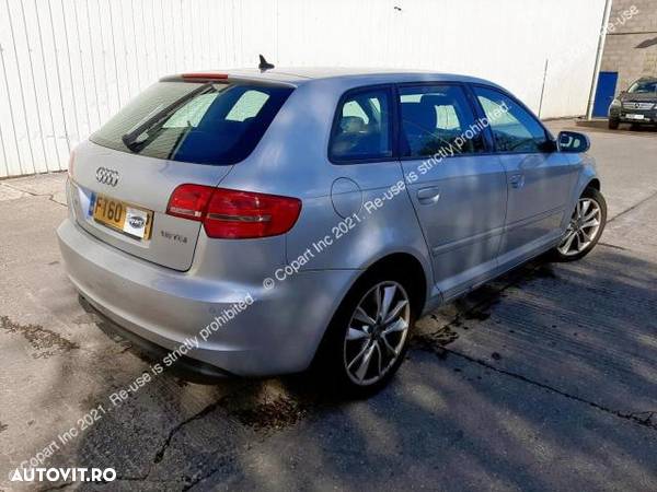 Dezmembrez AUDI A3 8P 1.6TDI - 3