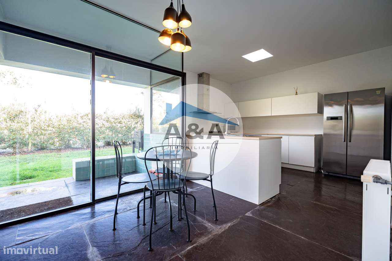 Villa Exclusiva de Arquitetura Contemporânea inserida na Natureza d...-22