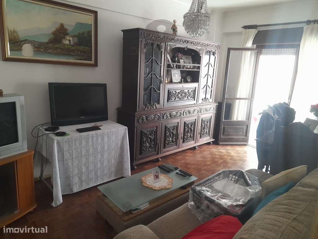Apartamento T2 na Rinchoa - Próximo à Estação de Comboios-7