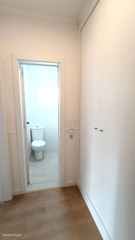 3 Assoalhadas | 3 frentes, boa localização-16