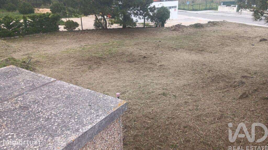 Terreno para construção em Tornada e Salir do Porto de 636,00 m2 - Grande imagem: 2/5