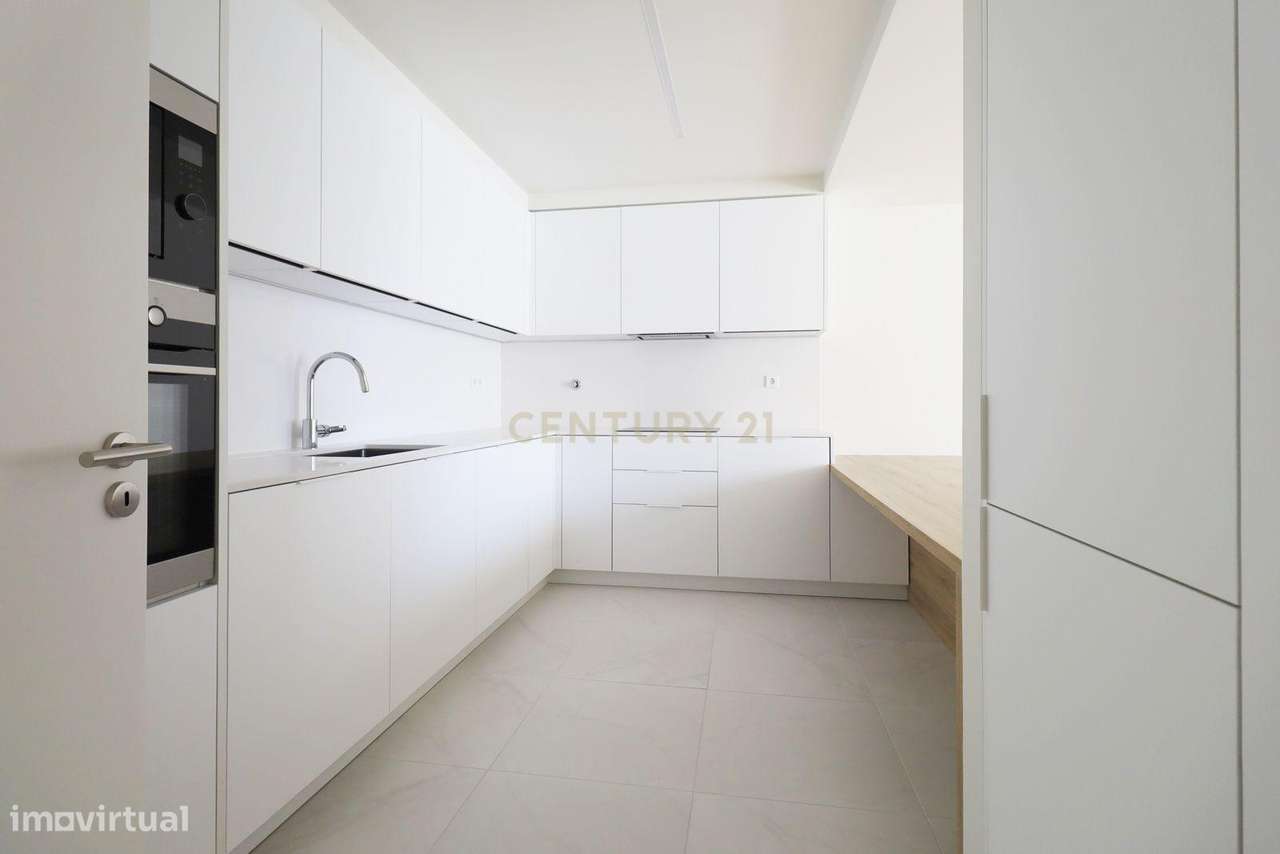Apartamento T2 Exclusivo com Vista Mar – Totalmente Mobilado e Equipad - Grande imagem: 3/20