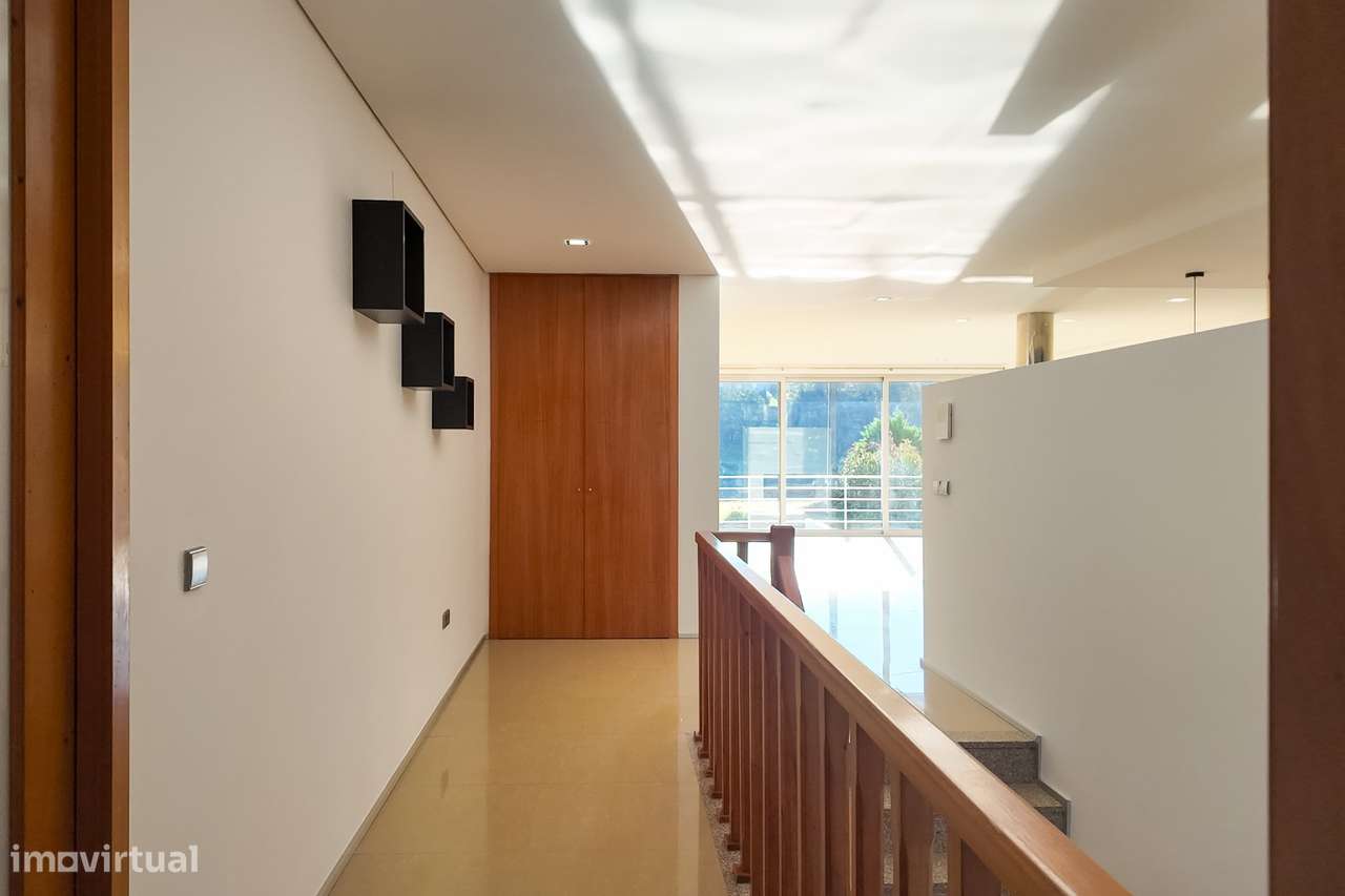 Moradia, 360 m², Gamil e Midões - Grande imagem: 5/21