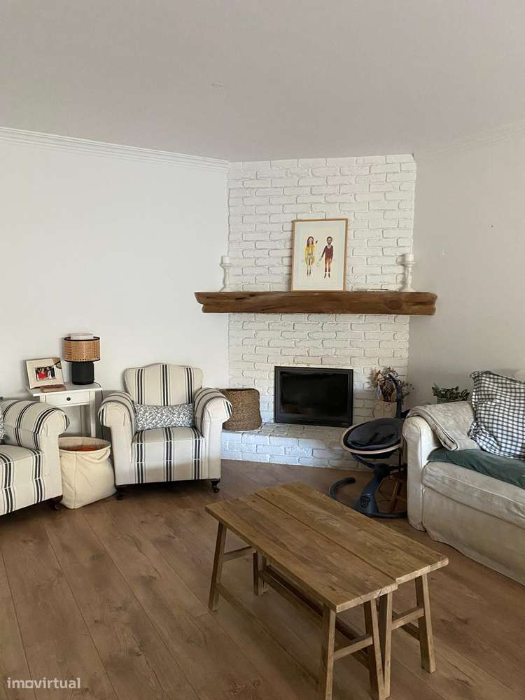 T2 + Studio T1 com terraço amplo - Grande imagem: 2/28