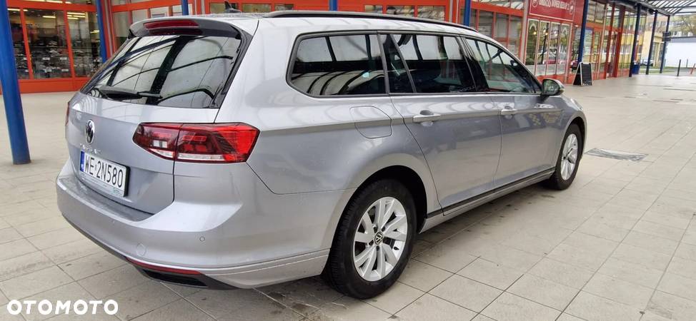 Volkswagen Passat 2.0 TDI EVO Essence - 4