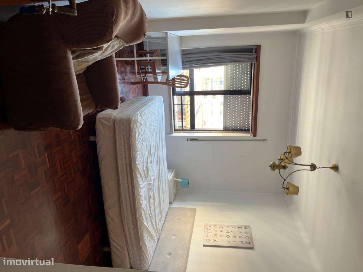 Quarto - localizado em Santarem - Grande imagem: 4/7