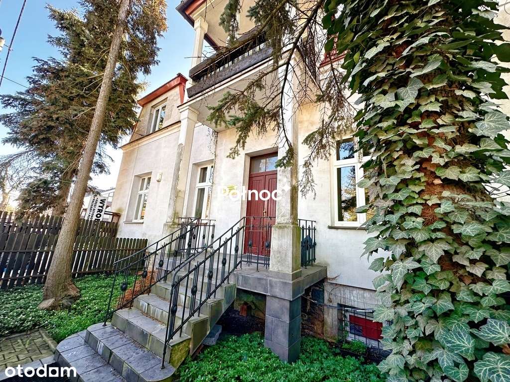 DOM 630m2 z 4 mieszkaniami Wola Justowska