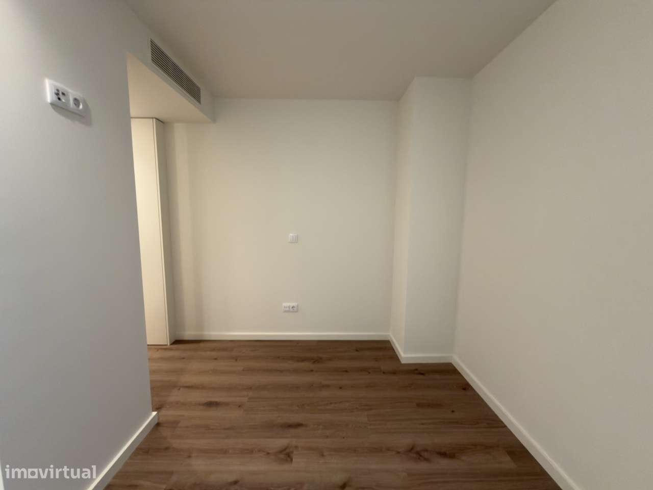 Apartamento T2 Duplex NOVO AO GAIASHOPPING-19