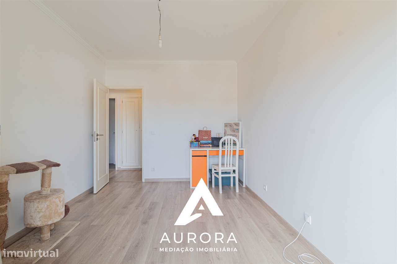 Apartamento T3 no centro de Fiães, Santa Maria da Feira, Renovado-41