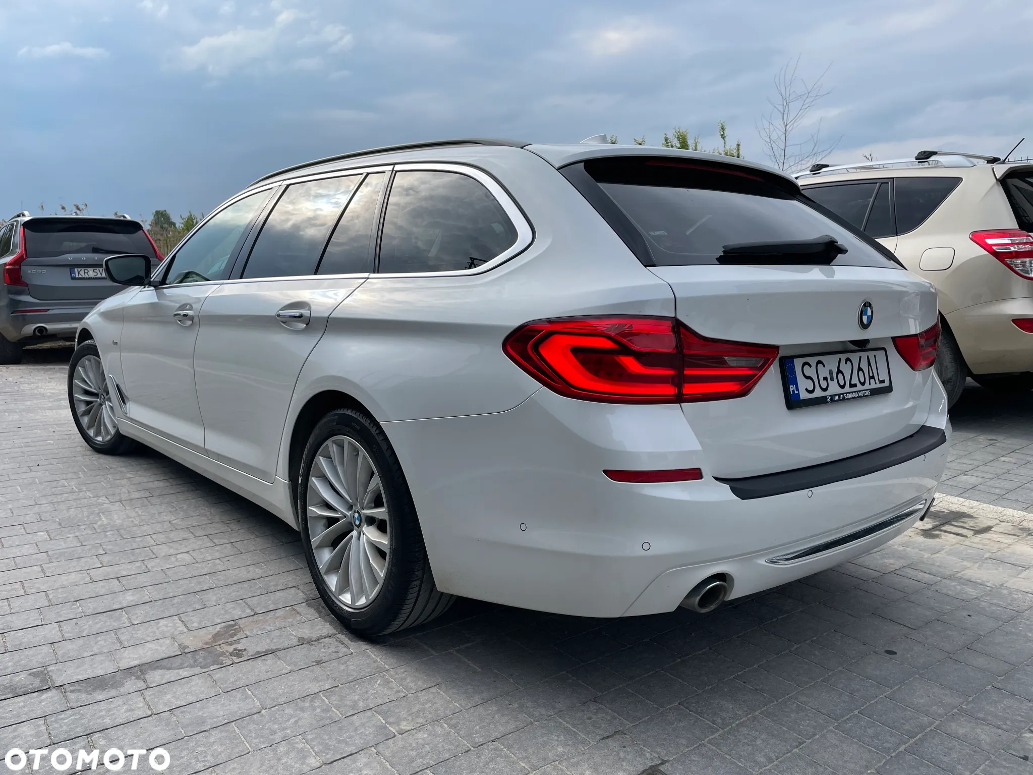 BMW Seria 5 520d Luxury Line sport - 2