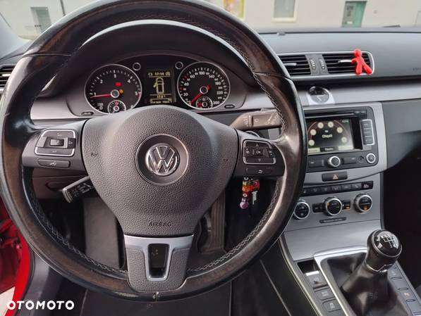Volkswagen Passat 2.0 TDI 4Mot Comfortline - 8