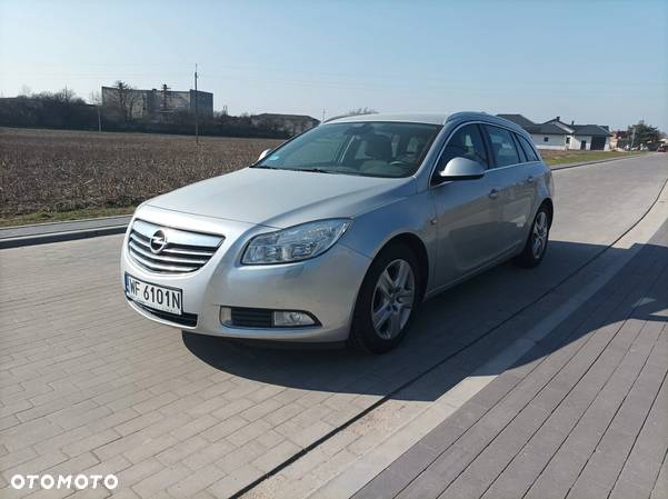 Opel Insignia - 1