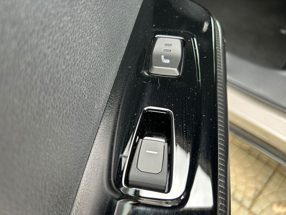 KG Mobility Actyon HEV Premium - foto 12