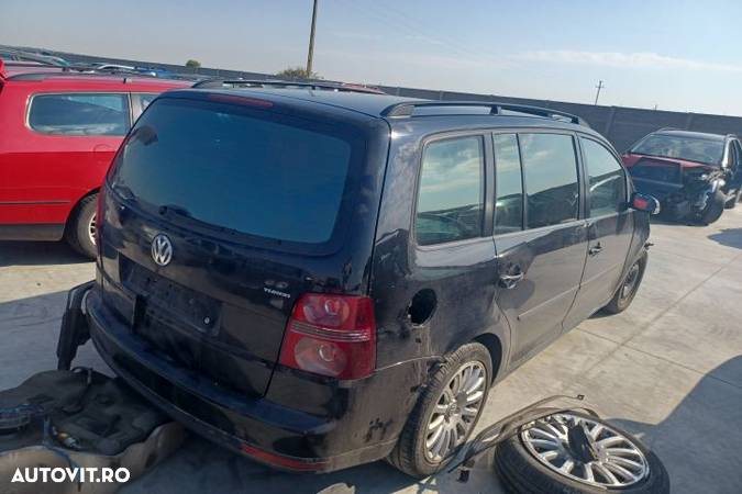 BROASCA USA Volkswagen VW Touran 1 (facelift)  [din 2006 pana  2010] seria Minivan 5-usi 1.9 TDI MT - 6