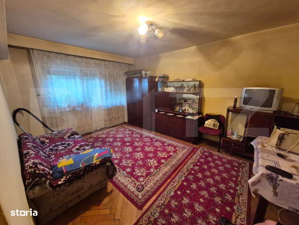 Apartament de vanzare, cu 2 camere, decomandat, zona Mihai Eminescu - Imagine principală: 2/6