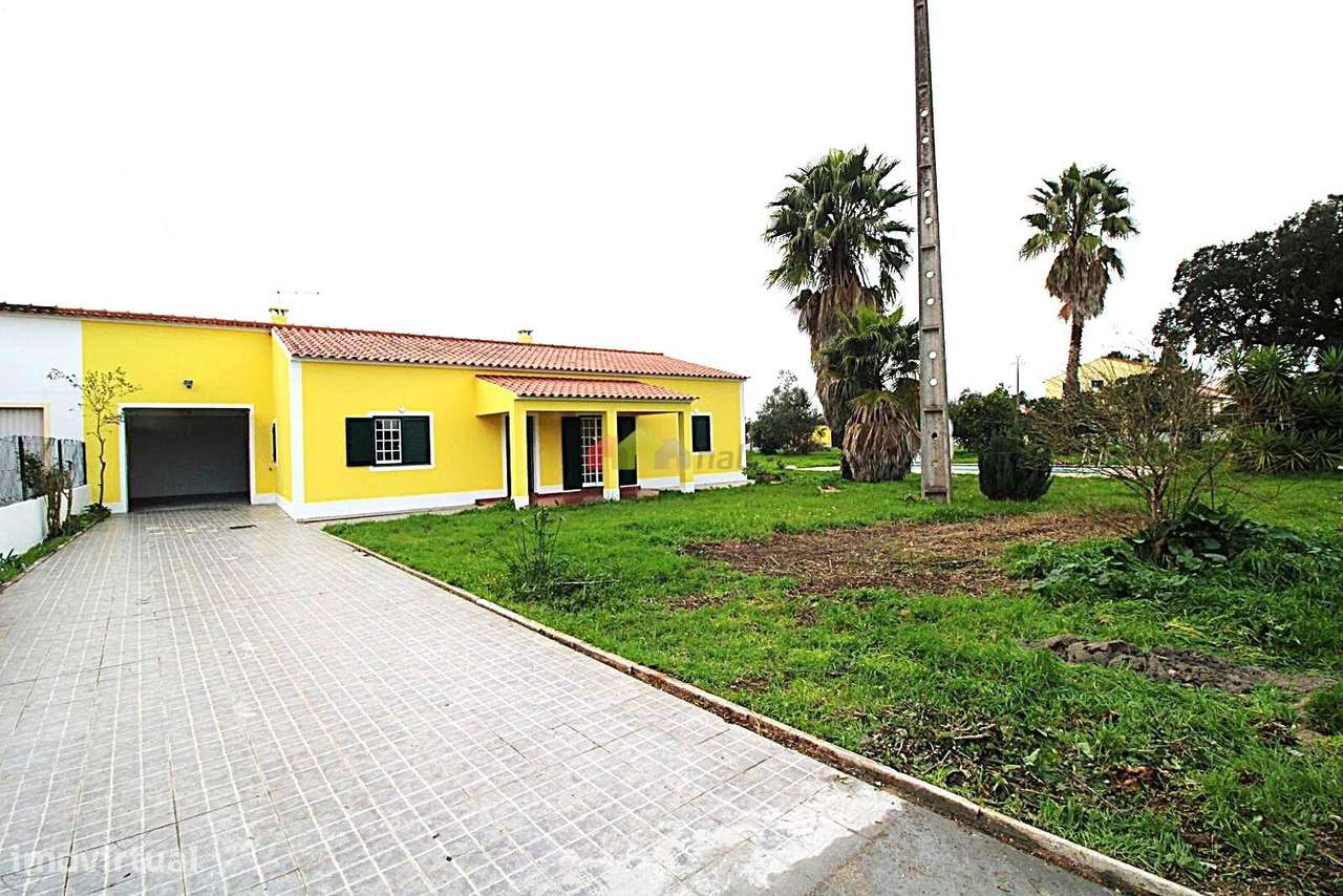 Moradia Independente T3+2 de piso único c/piscina – Glória do Ribatejo - Grande imagem: 2/42