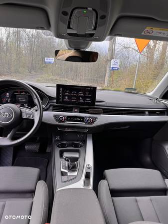 Audi A4 35 TFSI S tronic - 16