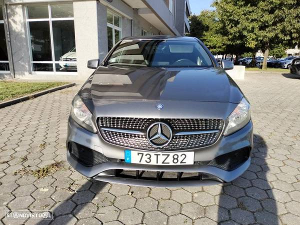 Mercedes-Benz A 180 d AMG Line - 2