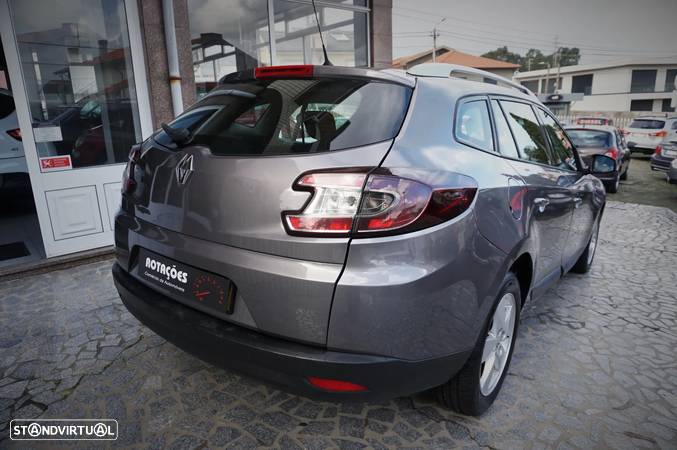 Renault Mégane Sport Tourer dCi 110 FAP Dynamique - 5