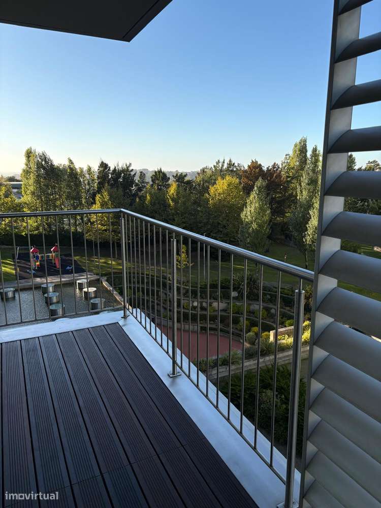 Exclusivo Apartamento T4 em condomínio fechado-21