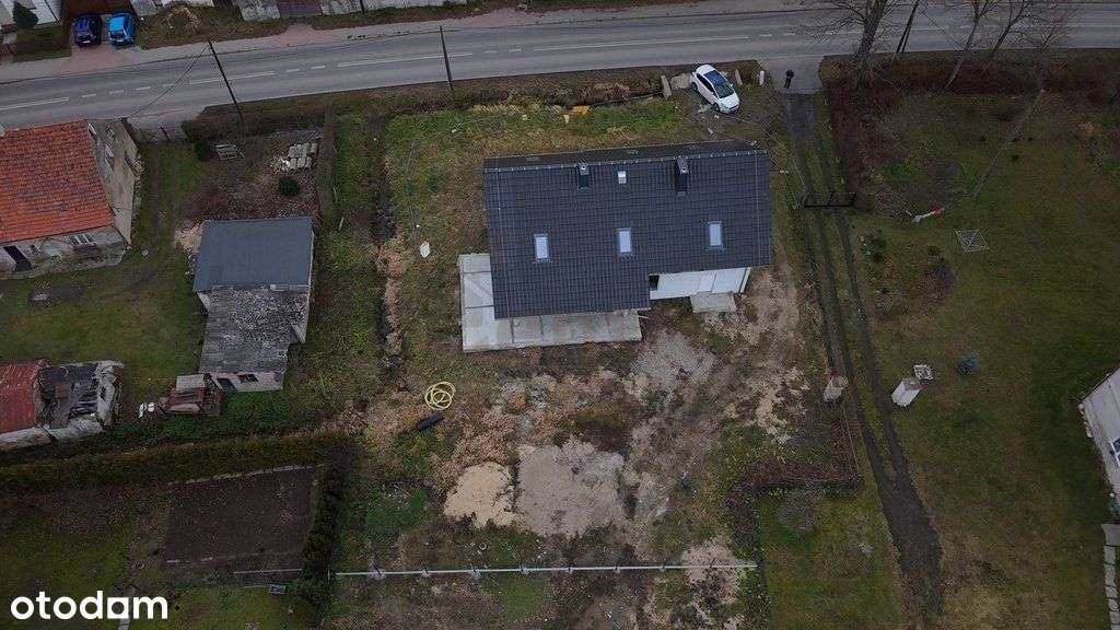 Nowy, wolnostojący dom w trakcie budowy!-6