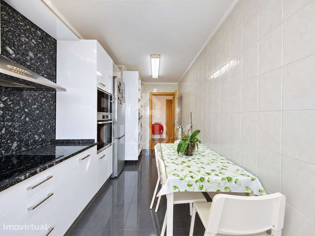 Apartamento T3 +1 - Maia-9