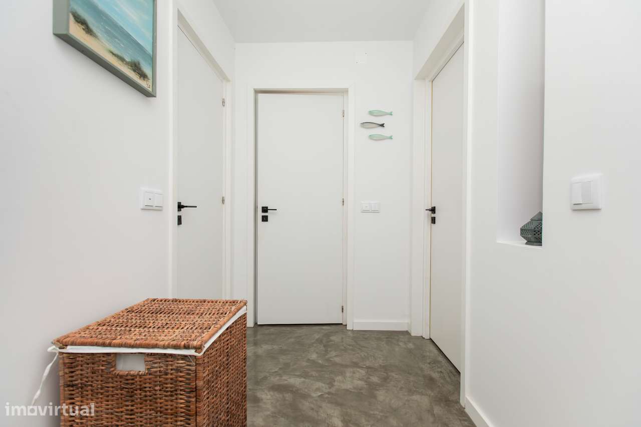 Moradia isolada terreno de 811m2 piscina jardim Sesimbra-33