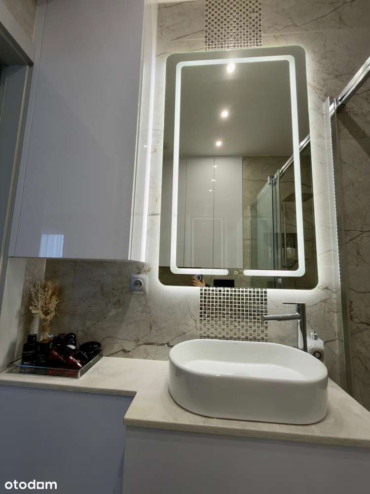 Przytulny apartament w centrum miasta-11