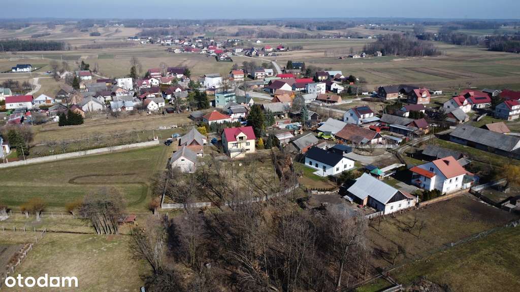 Dom z duszą na uboczu – cisza i przestrzeń-14