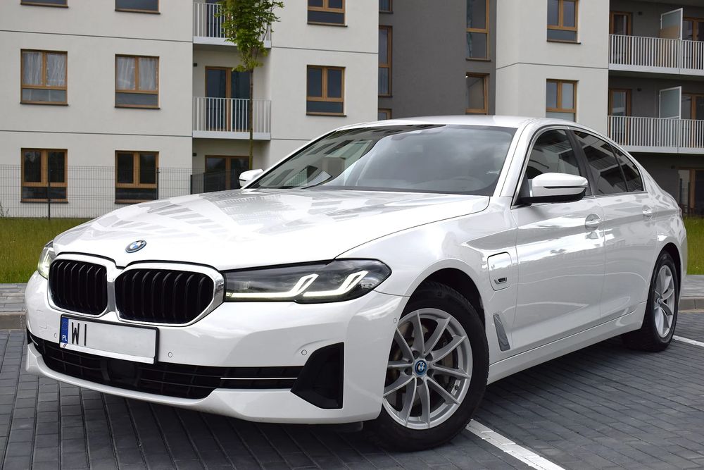 BMW 5 Series G30/G31 530e xDrive sport 2023