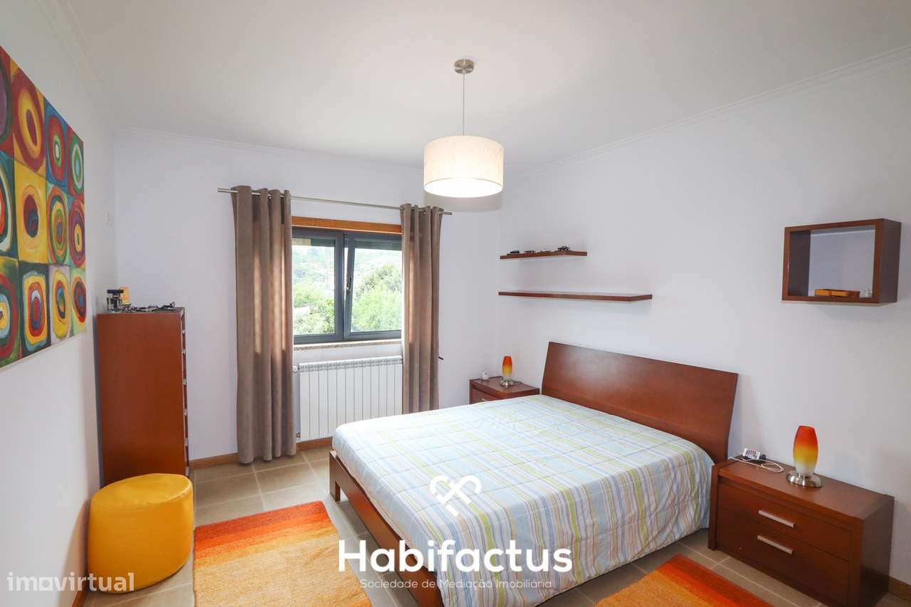 Moradia V4 Isolada com Jardim e Vista Panorâmica – Em Couto de Cima- V-18