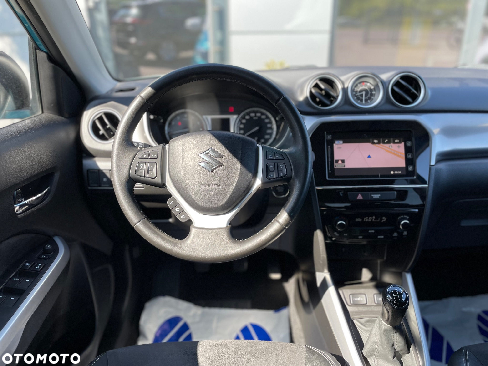 Suzuki Vitara 1.6 XLED 2WD - 17