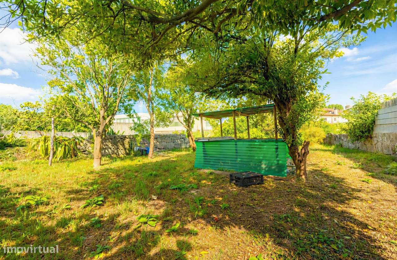 Casa Bifamiliar na Senhora da Hora | 185 m2 | Terreno com Cerca de...-32