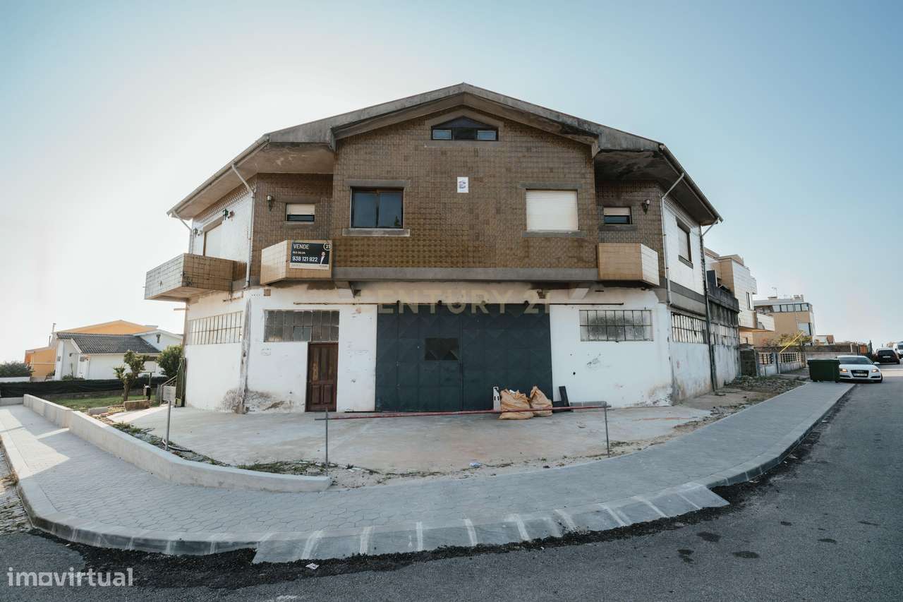 Moradia T5 Isolada - Mozelos - Grande imagem: 2/42