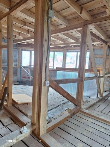 Vanzare casa renovata 7 camere teren 99mp Stirbei Voda metrou Eroilor-16