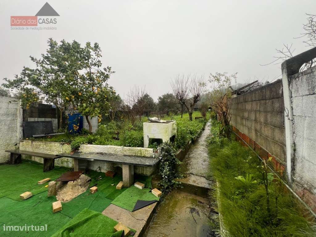 Moradia T4 com Lote de 690 m² - Grande imagem: 2/32