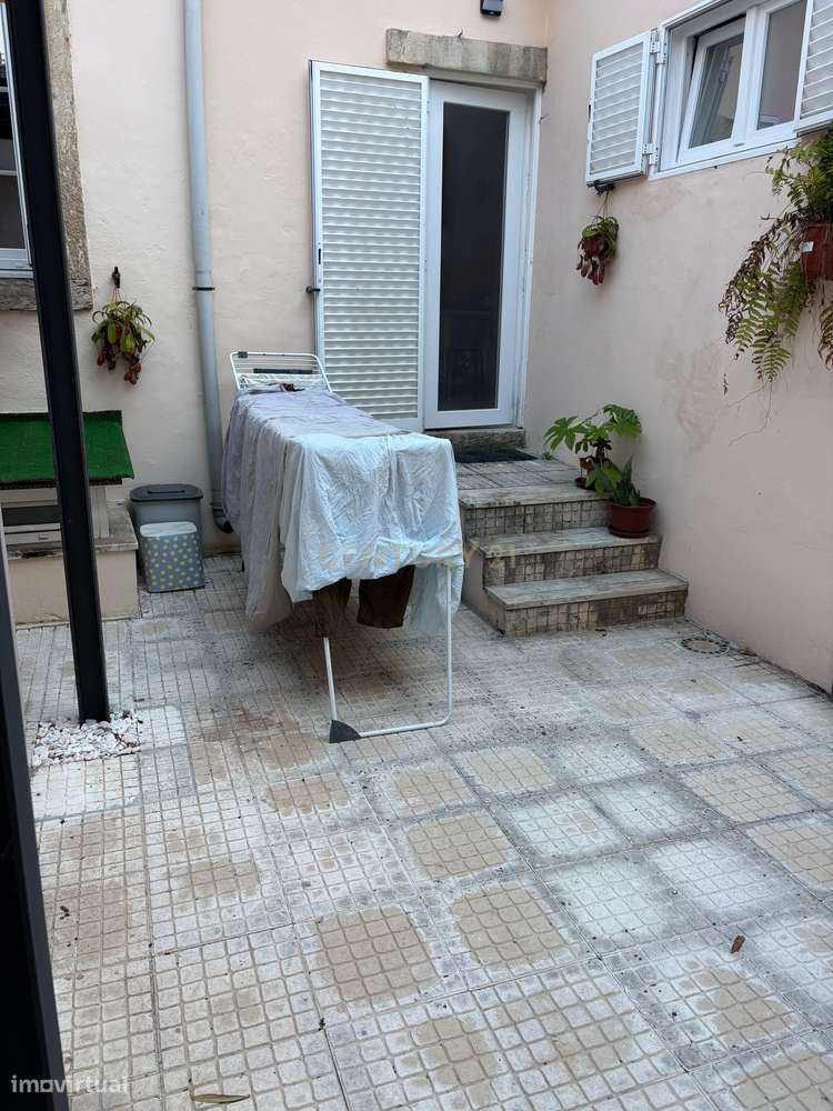 T2 com Terraço na Graça | Excelente Projeto de Reabilitação no Coração-23