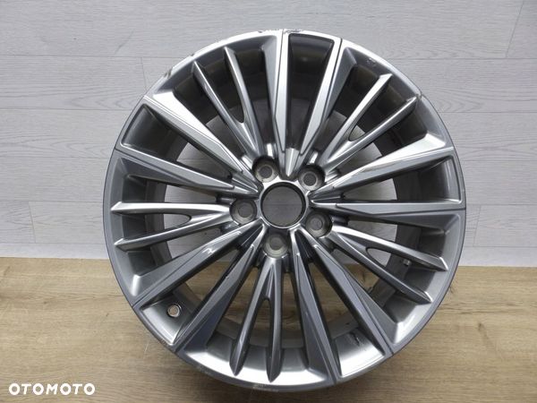 Felga Toyota Avensis 18x7.5J Et45 5x114.3 - 1