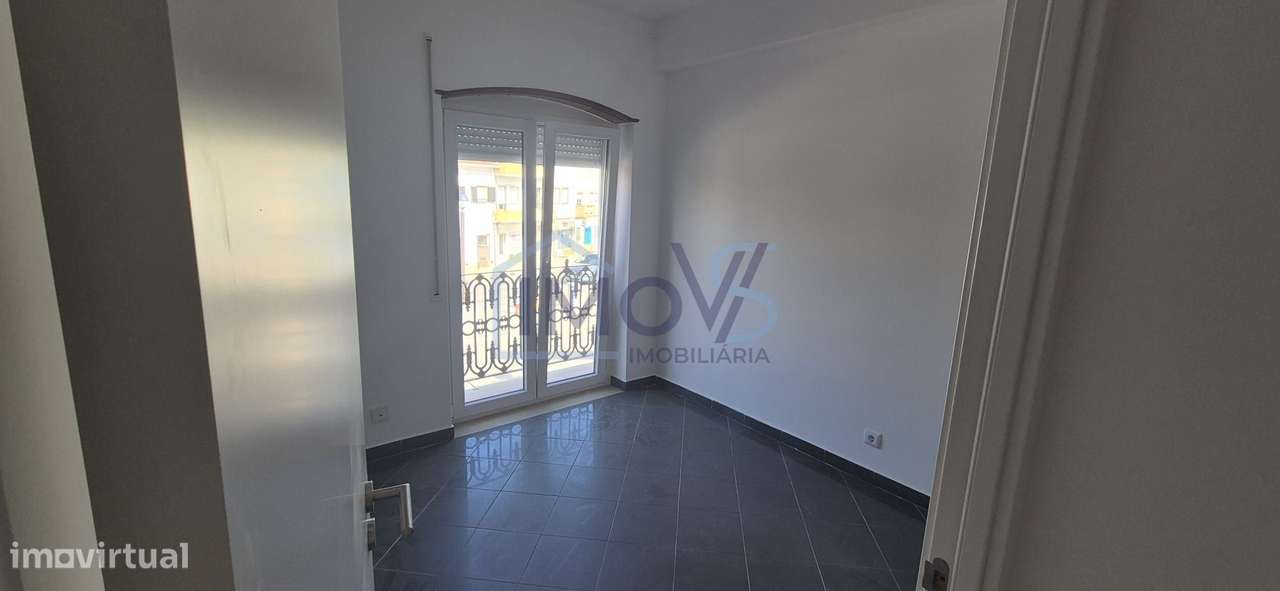 Apartamento T3 no Centro de Ferreira do Zêzere – Excelente Oportunidad-3