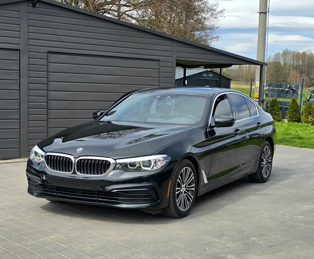 BMW 5 Series G30/G31 520i Sport Line 2019