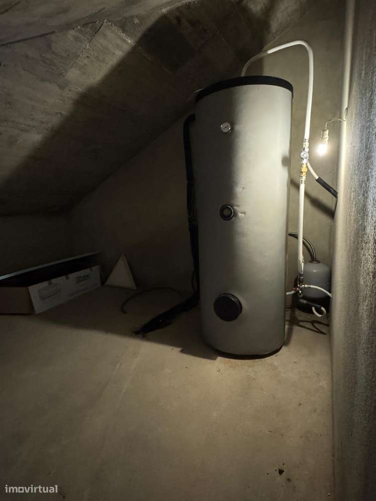 Moradia T5 com piscina, garagem e vista mar em Ericeira-19