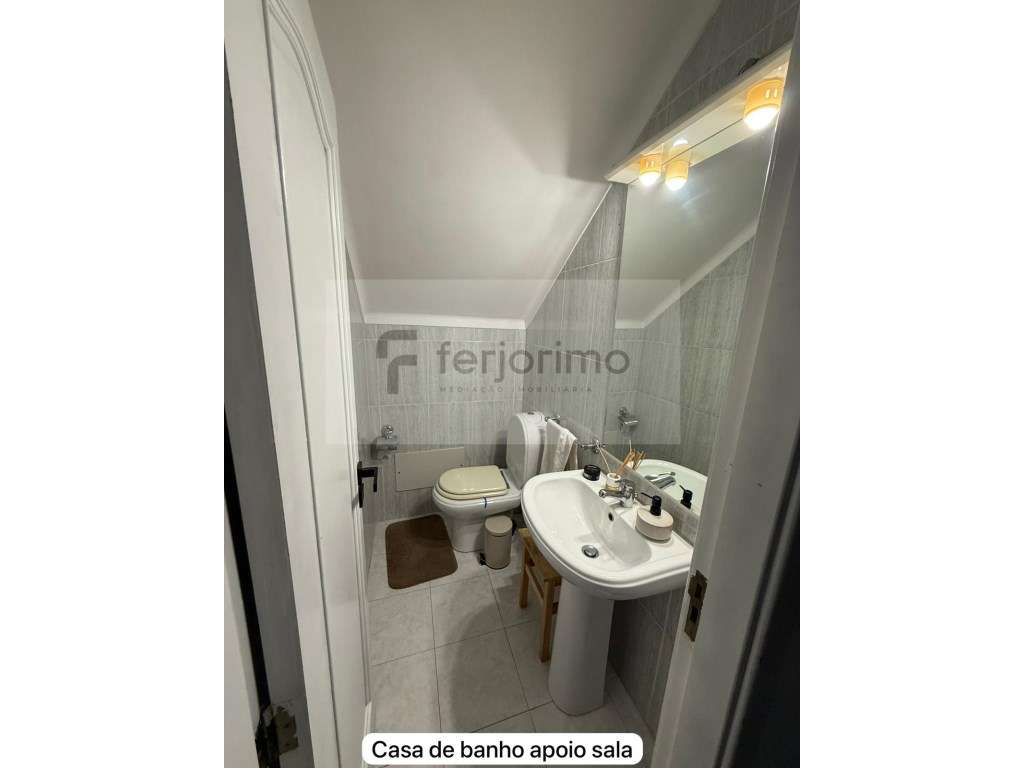 Moradia Geminada T3 com Vista Deslumbrante sobre Guimarães-20