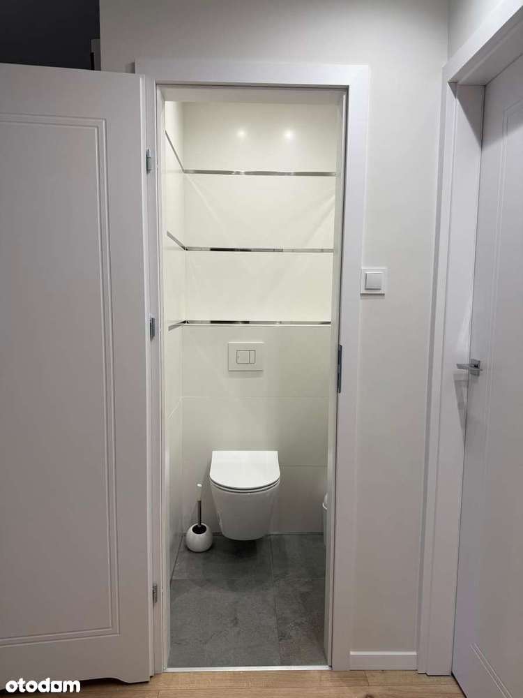 Mieszkanie 3 pokoje Jakubskie BEZ POŚREDNIKÓW Piwnica - Pełny obrazek: 2/12