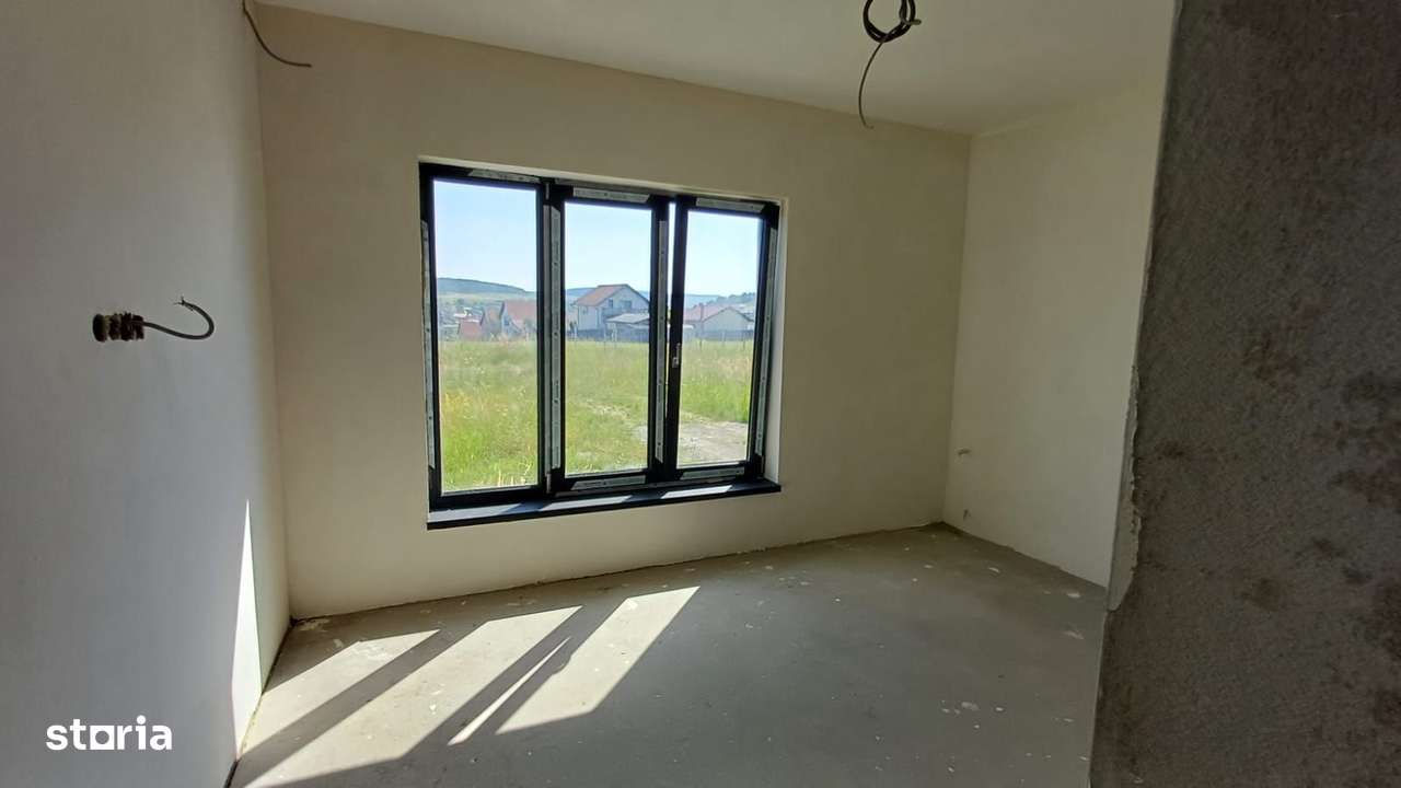 Casă individuală - Corunca-1200 mp teren-6