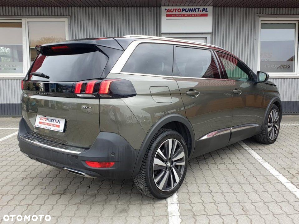 Peugeot 5008 - 5