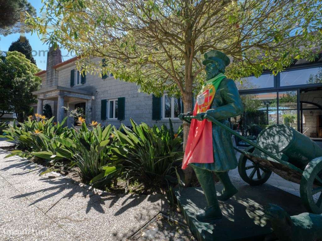 PALACETE DE LUXO NO CORAÇÃO DE ESTORIL-12