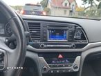 Hyundai Elantra 1.6 Comfort - 17