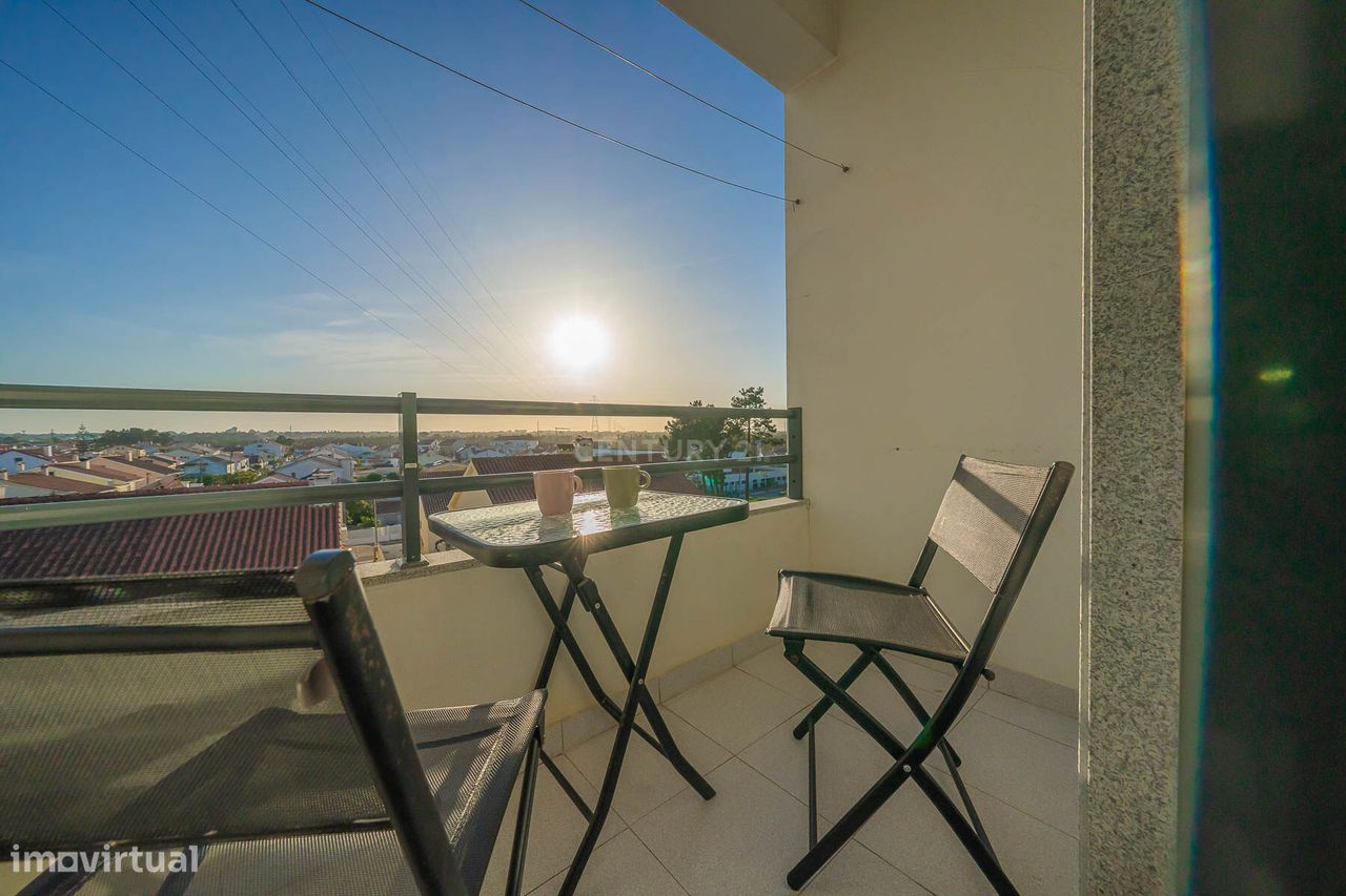 Apartamento Três Assoalhadas - Quinta do Conde